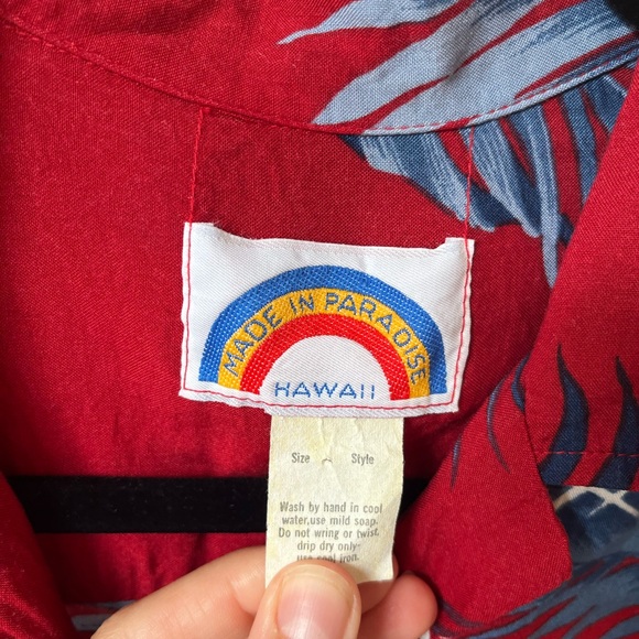 Hawaiian shirt - Picture 6 of 9